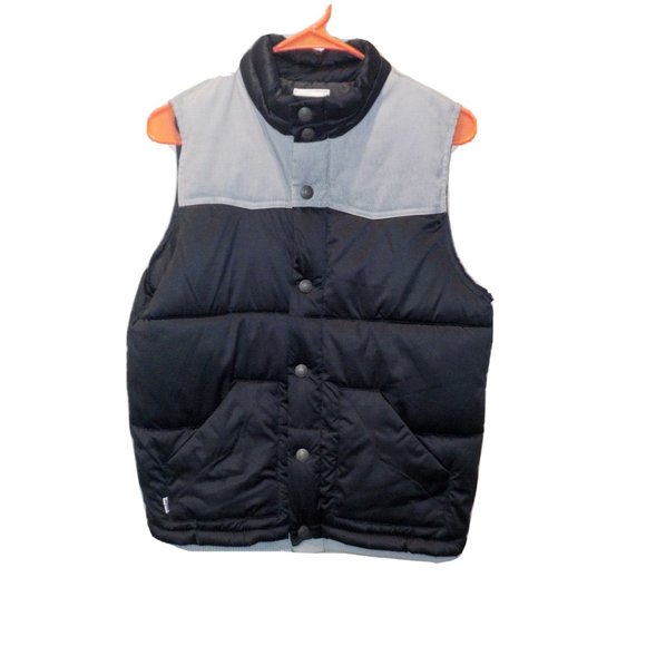 NWT Levi's Quilted Vest Snap Front Embroidered Youth Boys 10-12 Yr - Picture 1 of 7